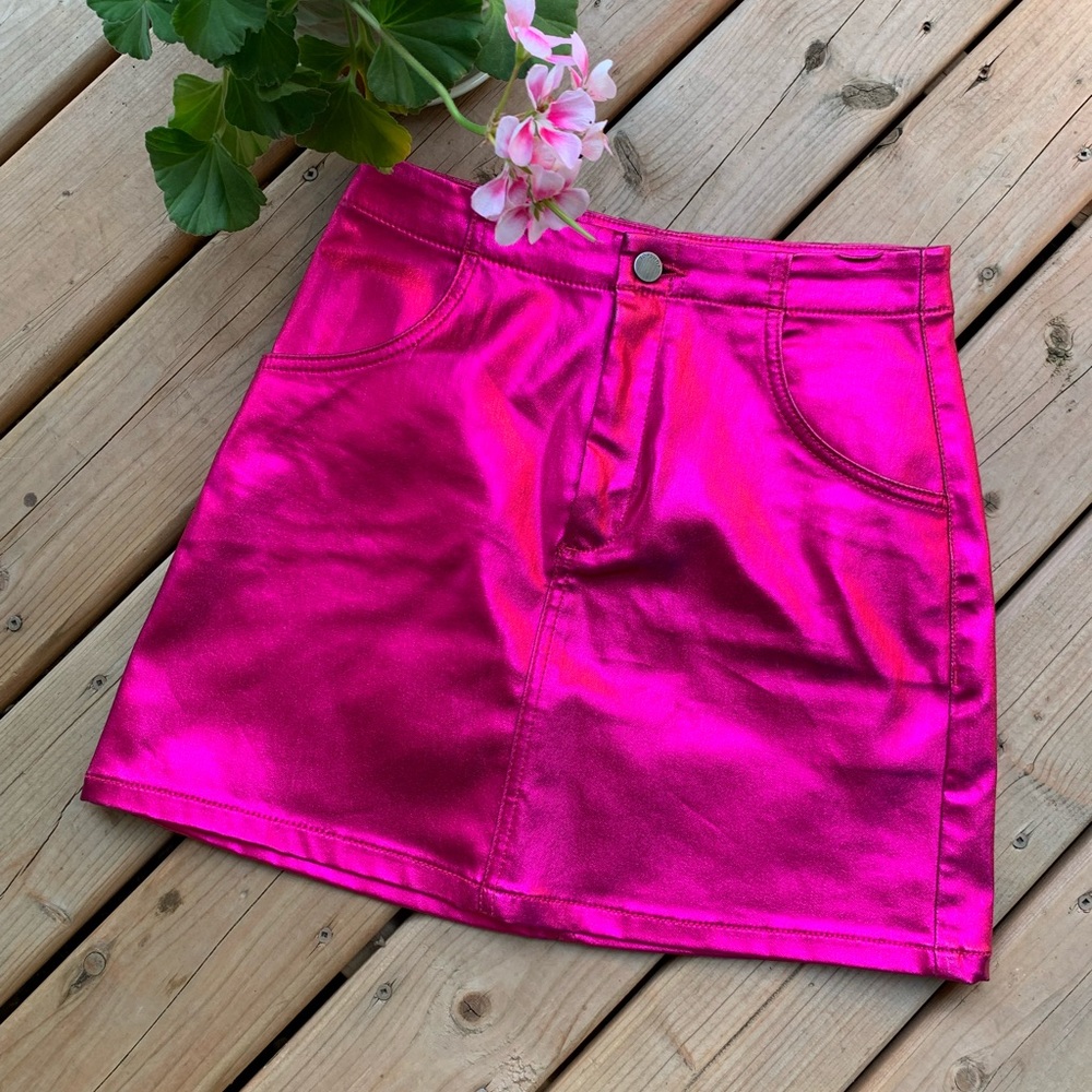 Topshop Pink Metallic Mini Skirt - NWOT💖